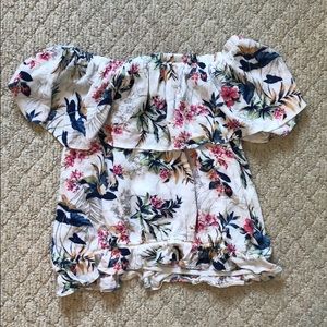 Size XS floral off the shoulder American Eagle top